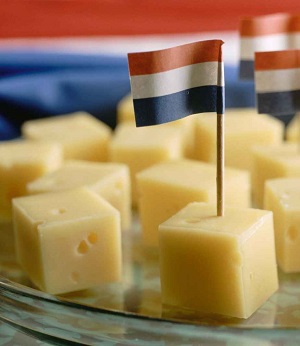 Cheese Cubes and Cheese Dots Cheese Cubes and Cheese Dots