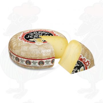 Happy Mrs. Jersey Cheerful Lady - Organic Jersey Cheese