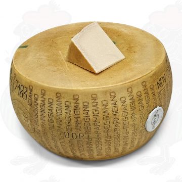 Parmigiano Reggiano D.O.P. - 24 months | 500 grams - 1.1 lbs