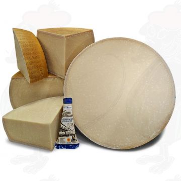 Parmigiano Reggiano D.O.P. - 18 months | Premium Qualität | 200 grams - 0.44 lbs