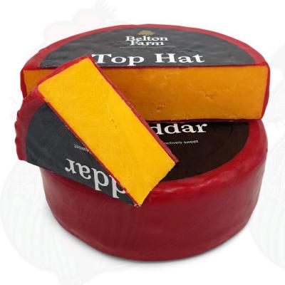 Cheddar, the English cheese with a full taste